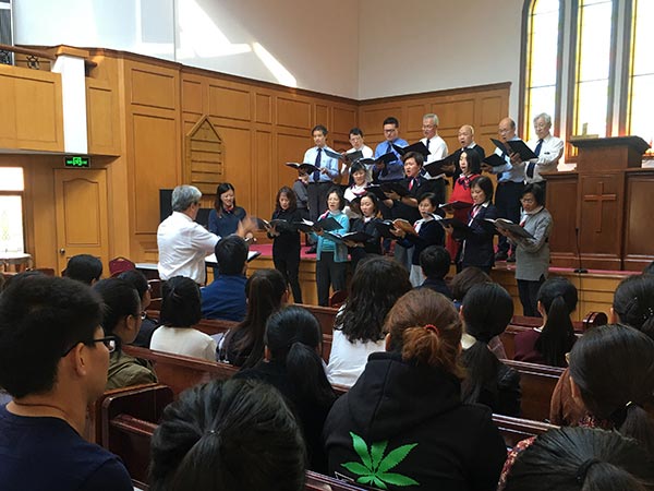 华东神学院与香港中华基督教会圣颂团举行圣乐交流 华东神学院与香港中华基督教会圣颂团举行圣乐交流